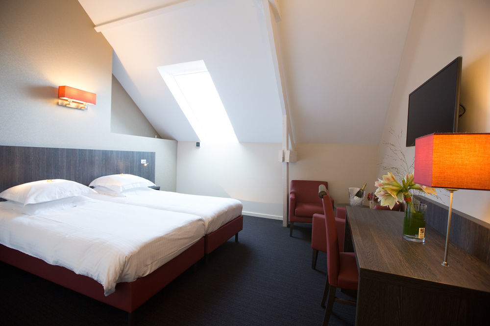 Albion Hotel Ипер Екстериор снимка